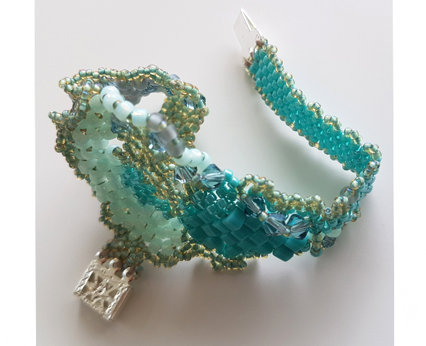 krasimira-dimitrova-bazar-za-bijuta-aksesoari-na-gornia-raft-3