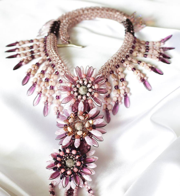 violeta-markova-bazar-za-rachno-izraboteni-bijuta-aksesoari