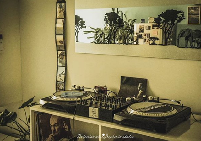 bulgarianphotographerinshadow-6